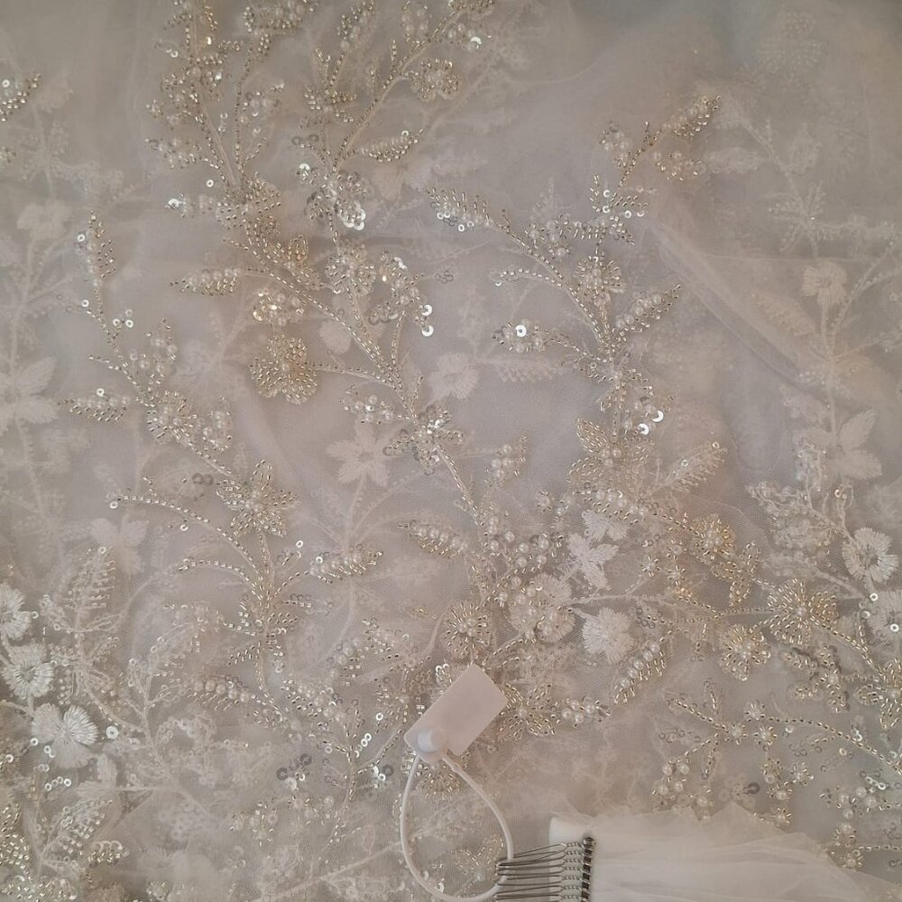 Camille Crystal Veil - Picture 9 of 9